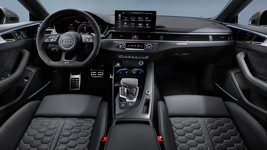 Audi обновила RS 5 Coupé и Sportback: внешность как у «старших» моделей, а мотор прежний post thumbnail image